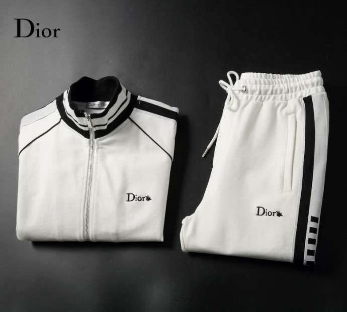 Picture of Dior SweatSuits _SKUDiorM-3XL25cn19127863